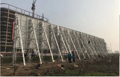 赫章凯创教你怎样选择户外广告牌的最佳位置